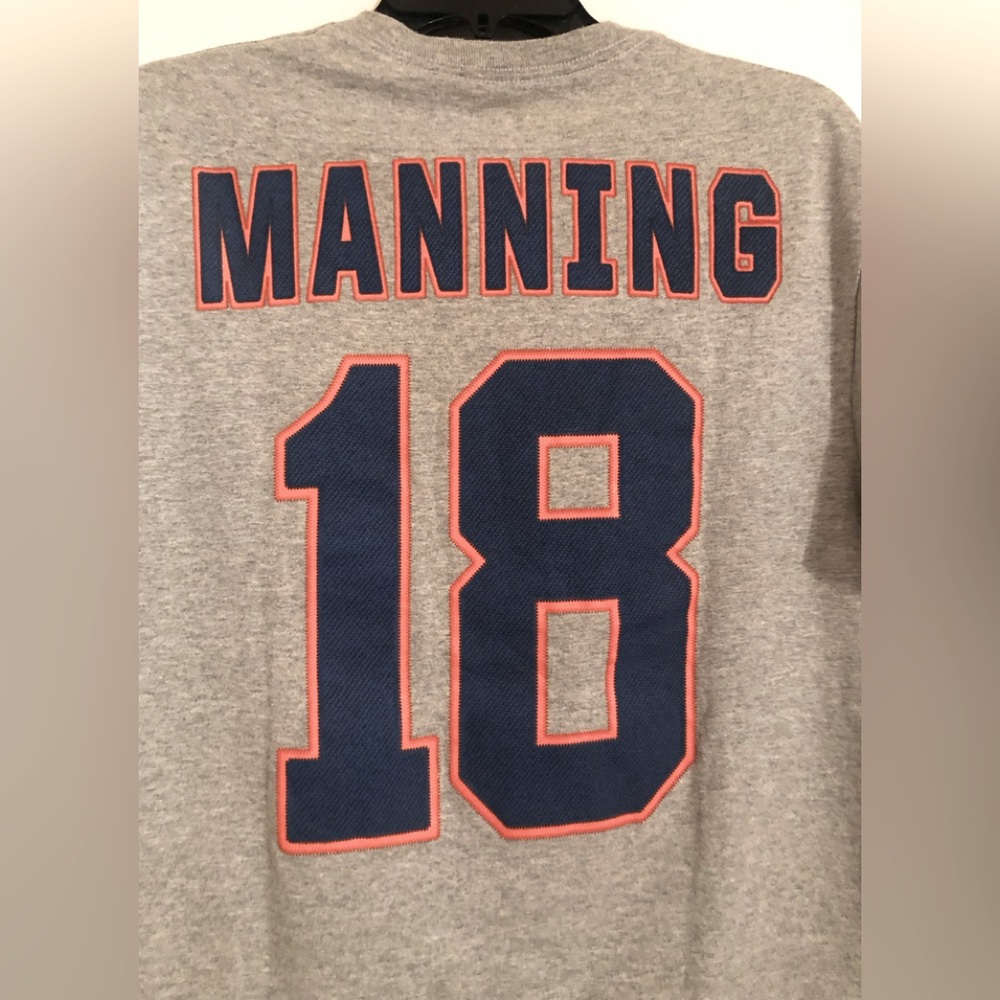 Denver Broncos Manning #18 size M tshirt in grey - Picture 4 of 8